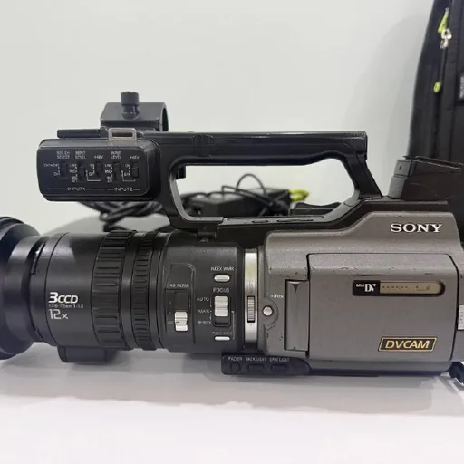 SONY DSR-PD170P camcorder, линзы, микрофон, ноутбук, сумка