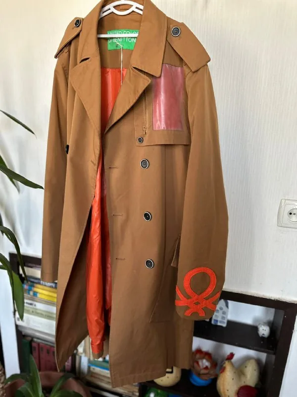 Плащ Benetton 1