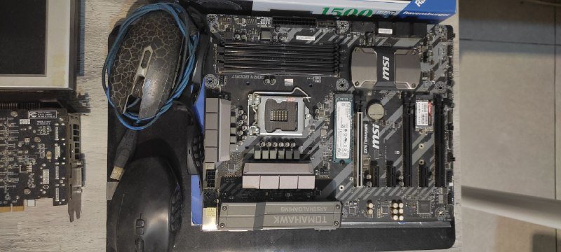 Материнские платы, видеокарта, монитор, мыши, розетка программируемая 10