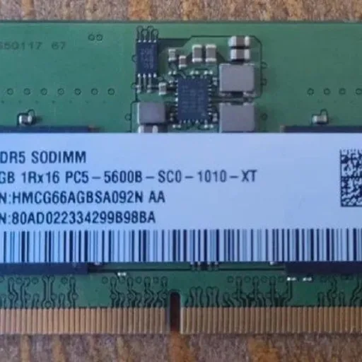 Модуль SK Hynix 8 ГБ DDR5-5600 SODIMM