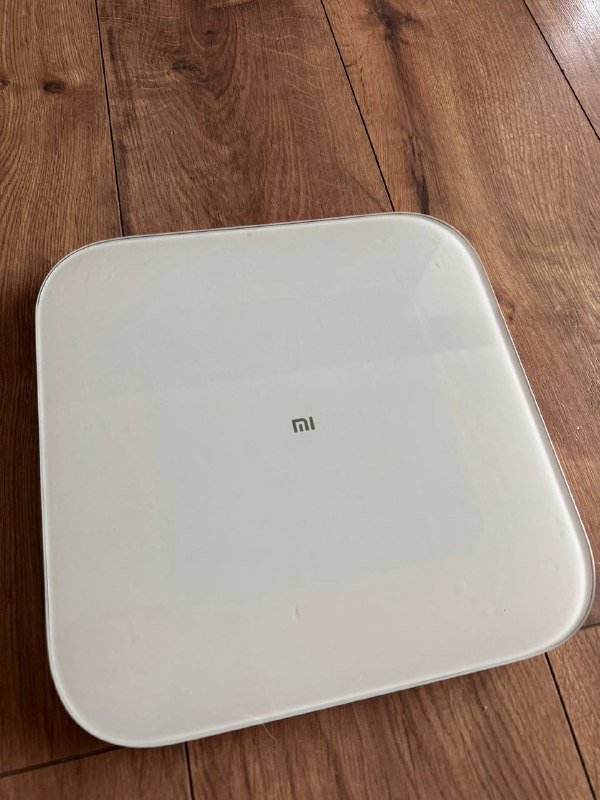 Монитор Xiaomi G27I, клавиатура GK-100, колонка с микрофоном, интернет-модем, весы Xiaomi 8