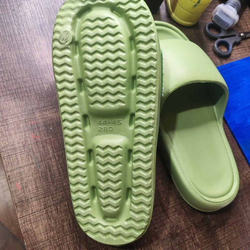 Мужские шлёпанцы размер 40-41 3