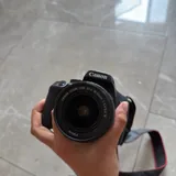 Canon EOS 4000D камера с объективом 2