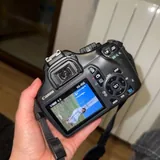 Зеркальные камеры Canon EOS 1100D, объективы 18-55 и 18-200 мм 2