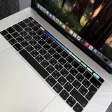 MacBook Pro 15 2018 4