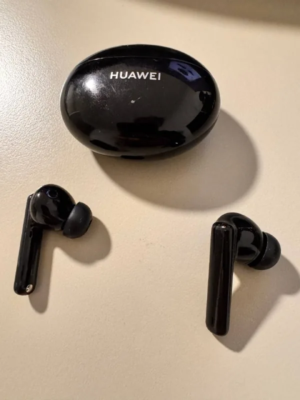 Huawei FreeBuds 4i
