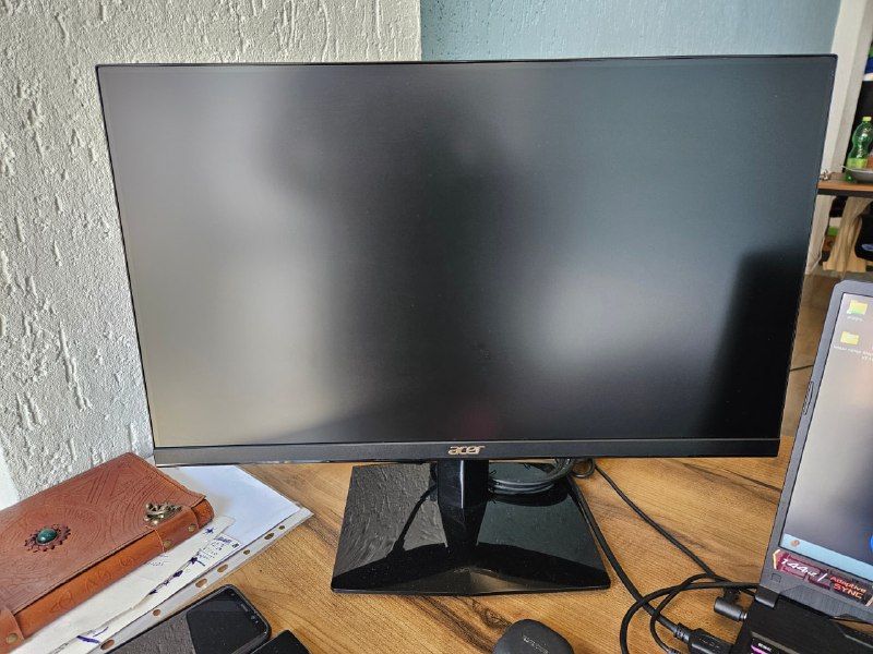 Удлинитель, фильтр, MI router 4A, микроволновка, офисные столы, кресла, стулья, мониторы, ноутбук ASUS 3