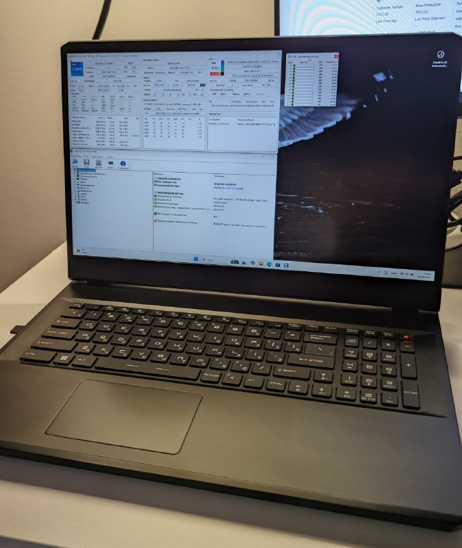 Игровой ноутбук MSI Vector GP76 12UGSO