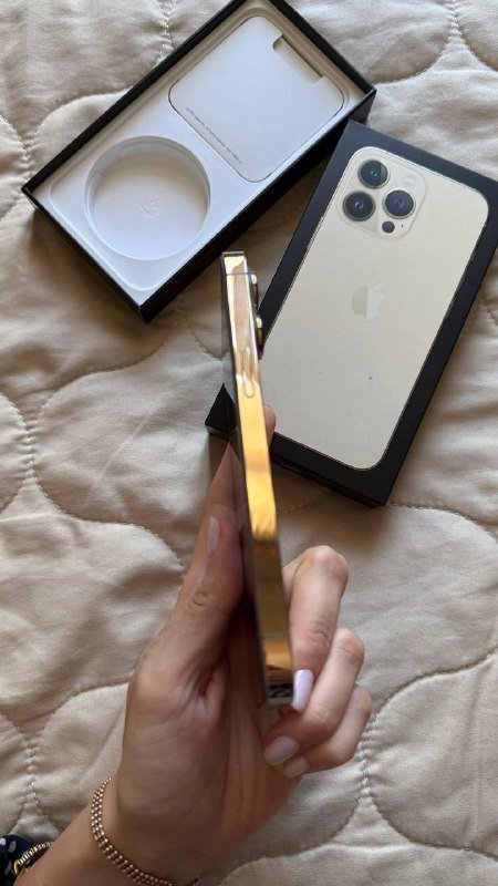 iPhone 13 Pro Gold 2