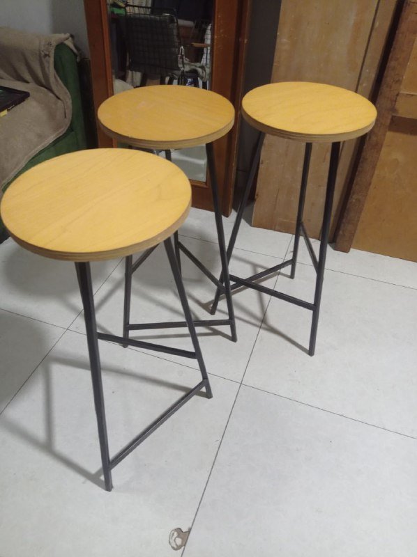 Зеркало 148х43 см, 3 барных табурета 2