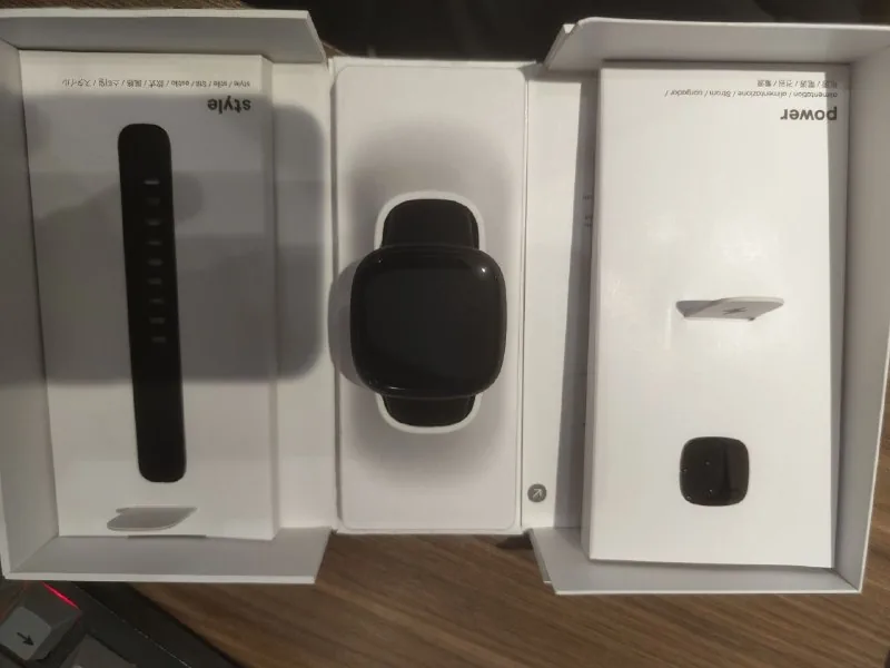 Fitbit Versa 3 1