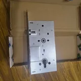 Дверной замок 2