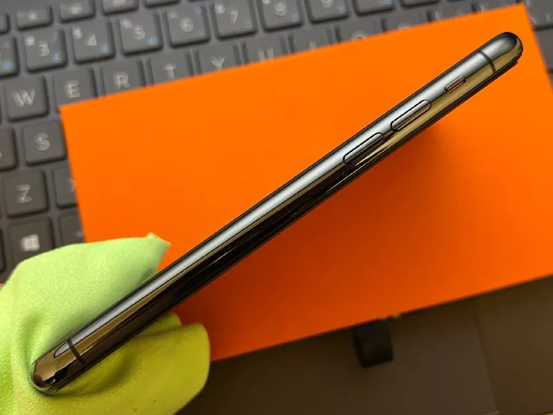 iPhone 11 Pro 64GB 4