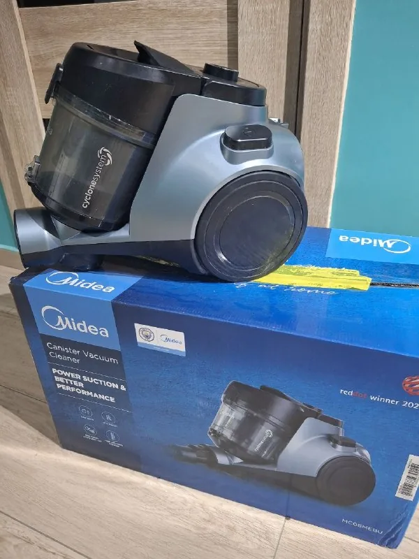 Пылесос Midea 1
