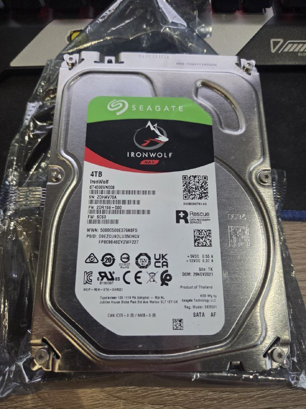 Набор HDD Seagate 2TB, 4TB и внешний корпус ORICO