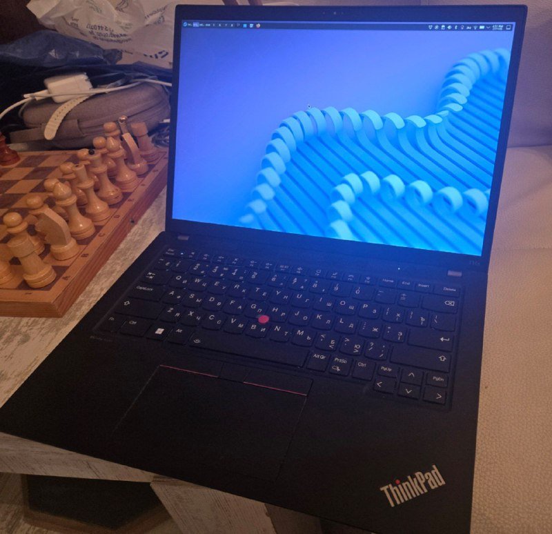 Thinkpad T14s Gen 4 Ryzen 7 7840U 32GB RAM 1TB SSD 2