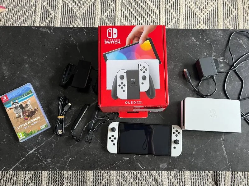 Nintendo Switch OLED, игра Puppy Island 1