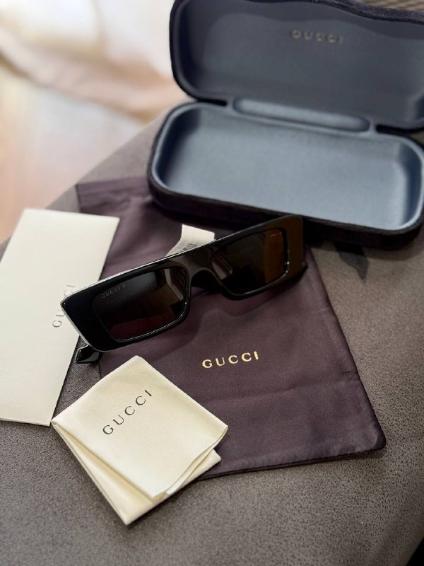 Солнцезащитные очки Gucci
