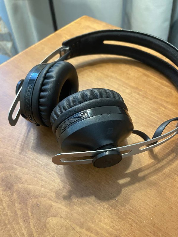 Продам наушники Sennheiser M2 OEBT on-ear 3