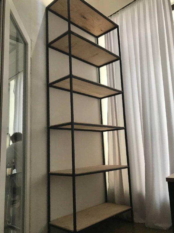 Полки / стеллаж 3