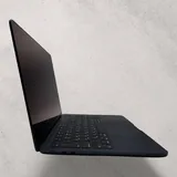 MacBook Air M3 16GB 500GB 5