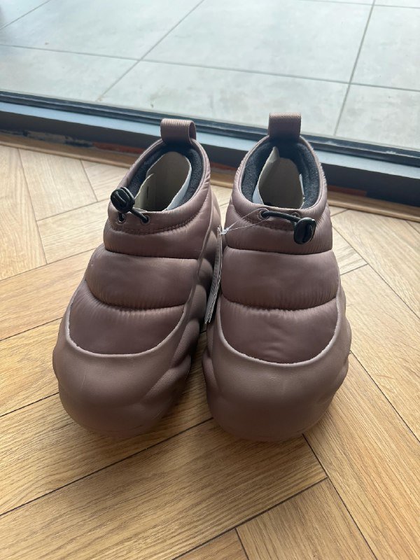 Crocs Overpuff Shorty женские новые 38/39 6