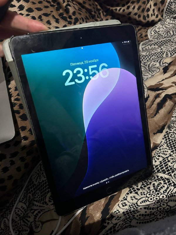 ipad 8 128GB 4