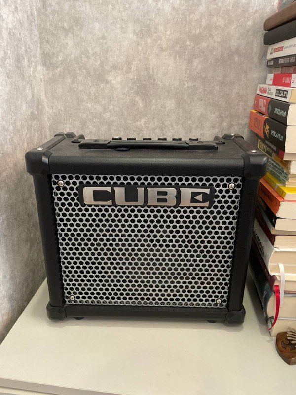 Гитарный усилитель Roland Cube-10gx 10 Watt