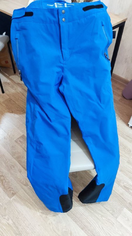 Штаны горнолыжные, подштанники, лыжи с ботинками 5