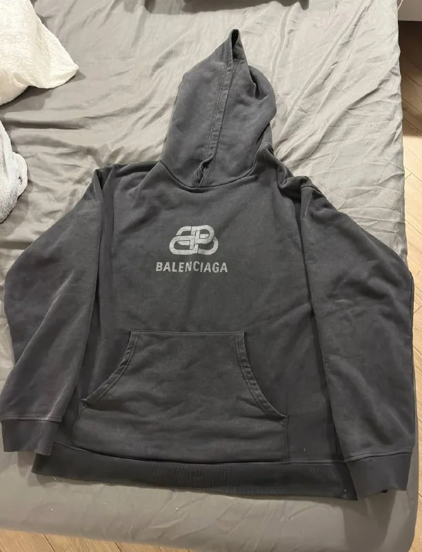Худи унисекс Balenciaga 1