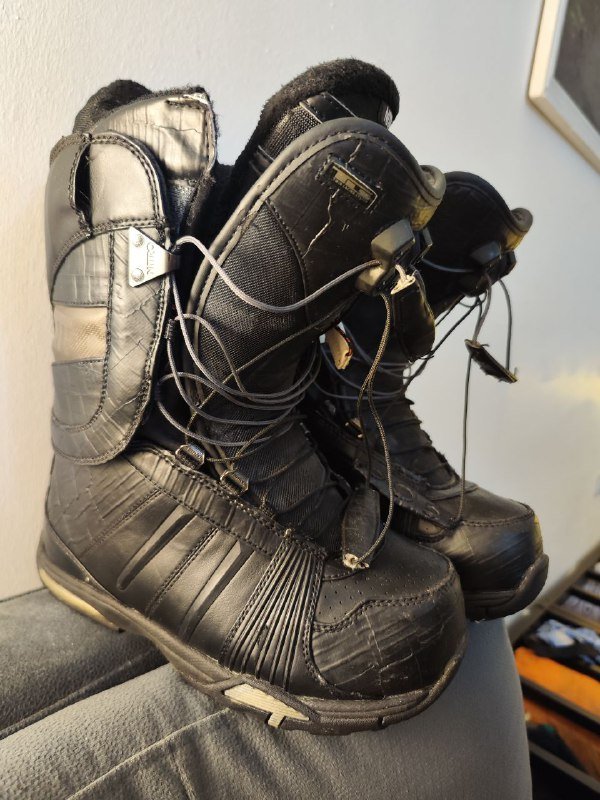 Сноубордические ботинки размер 40 4