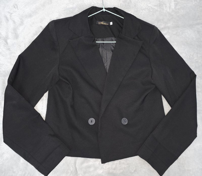 Укороченный пиджак, рубашки, джемпер, кофта, футболки