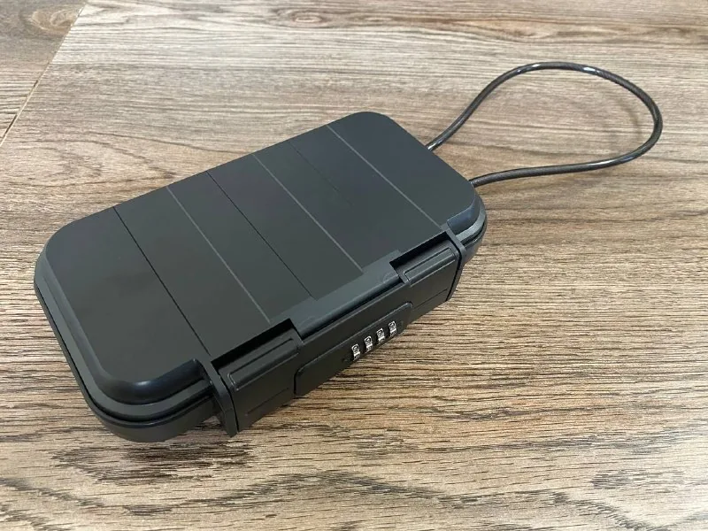 Мини сейф с кодовым замком 1