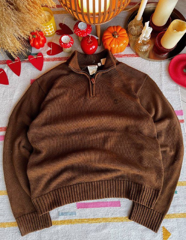 Свитера APC rue Paris, Numero Ventuno, Umbro, Timberland, Levi’s 4