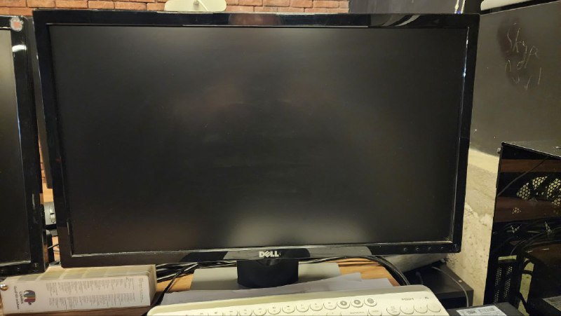 Монитор DELL 24'' 1920x1080 5