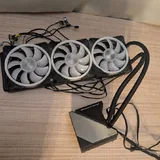 ASUS ROG RYUJIN 360, Corsair iCUE QL120 RGB 2