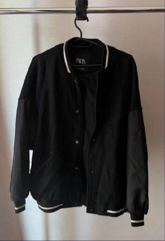 Черный бомбер Zara 1