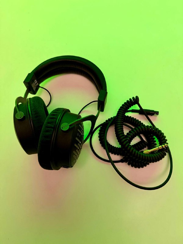 Beyerdynamic DT 1990 Pro наушники