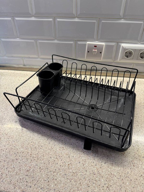 Форма для запекания, терка, ваза, точилка, бокалы, тарелки, сушилка, графин, коврик, подставки 5