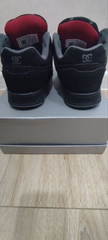 Ботинки DC, Nike 3