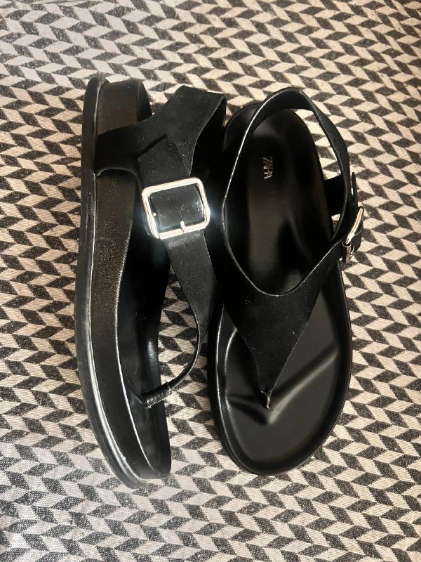 Книга, босоножки, туфли-балетки, кеды, сумки, блузка 3