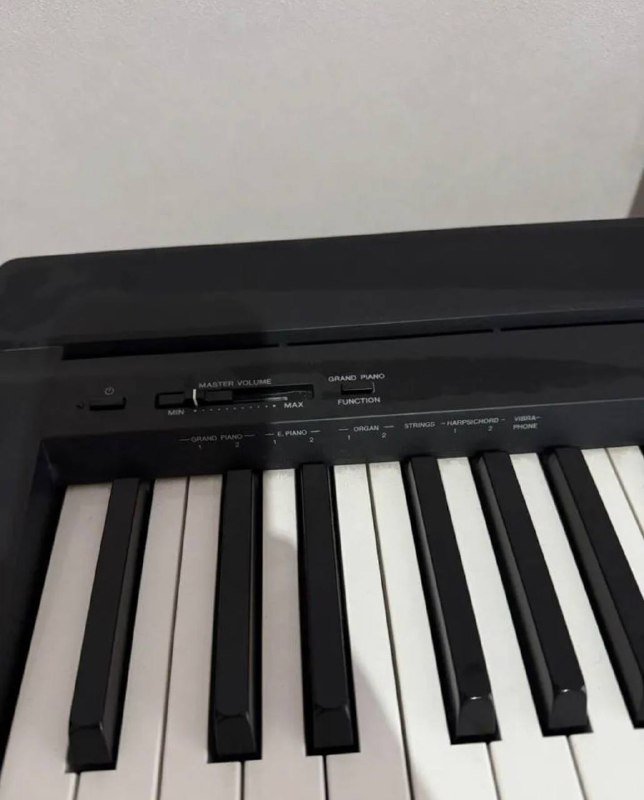 Цифровое пианино Yamaha P-35 3