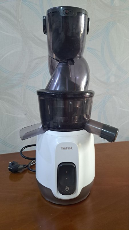 Шнековая соковыжималка Tefal Ultra Juice ZC600138 2