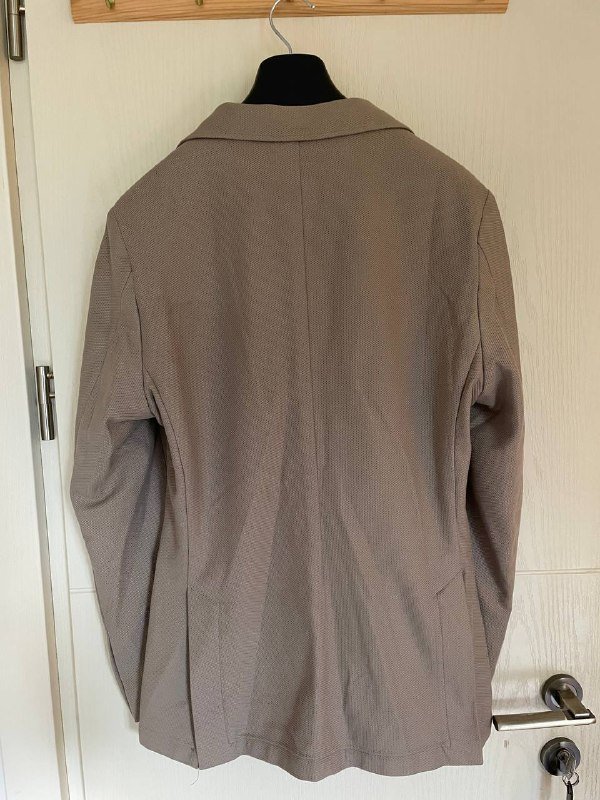 Altınyıldız Gavello Suit Jackets, Zara Coat, Everlast Hoody 2