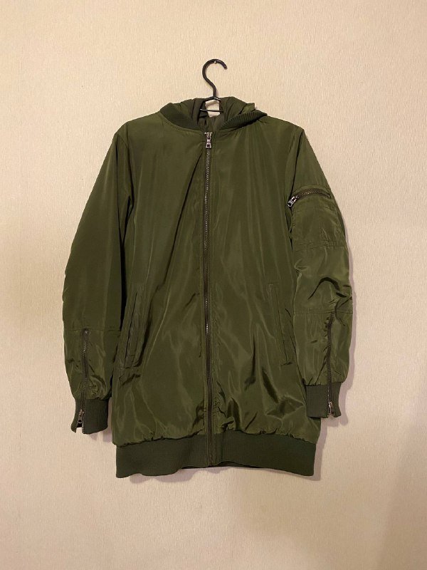 Розовый пиджак, светло-зелёный пуховик, куртка Pull & Bear 3