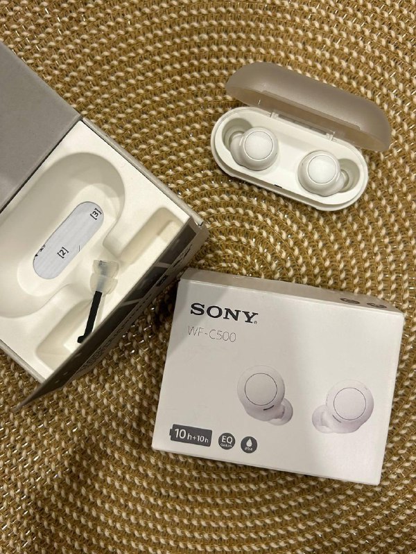 Наушники Sony WF-C500 БУ в идеальном состоянии