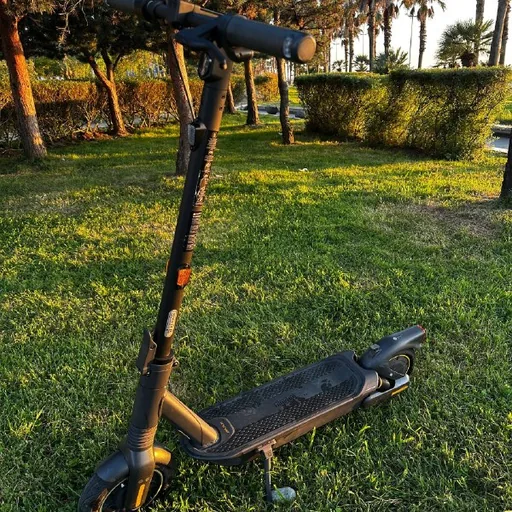 Ninebot Max G2, электросамокат