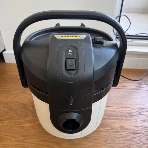 Моющий пылесос Karcher SE4001