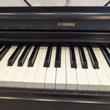 Цифровое пианино Yamaha Arius YDP-164R 3
