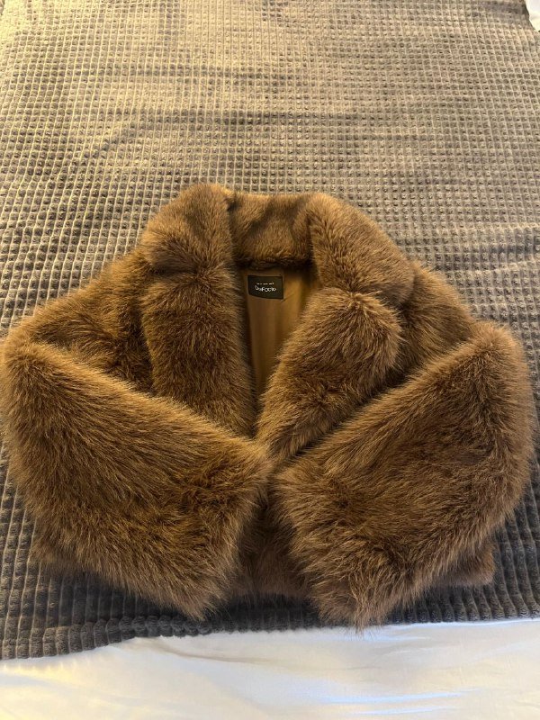 Шуба женская размер М Defacto